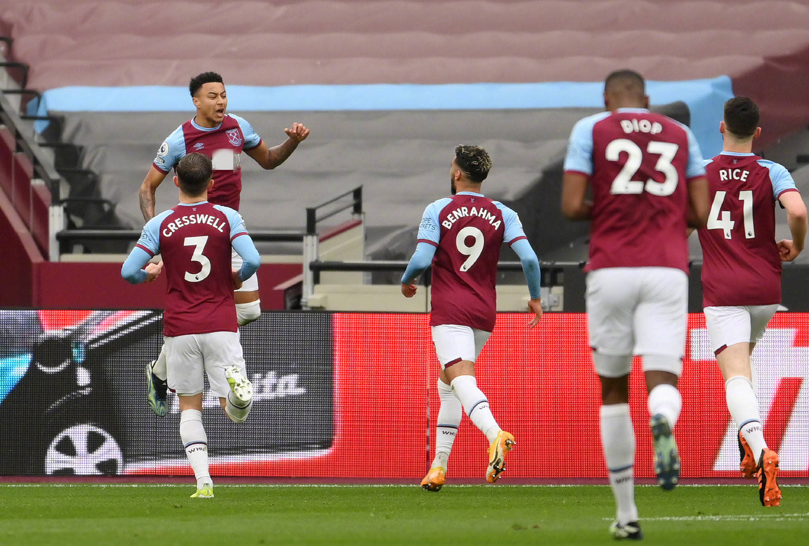 西扳平了比 西扳平了比