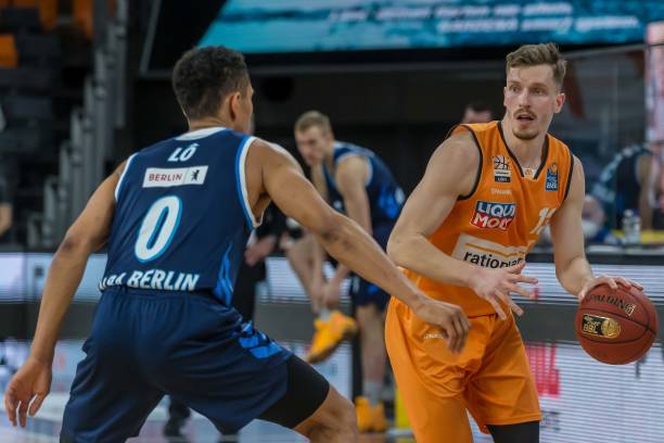 这名新援正 这名新援正